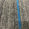 Le tapis modulaire en nylon de bureau démontable ignifuge couvre de tuiles 60X60CM